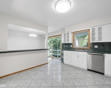 10 Mayflower Road - Photo Thumbnail 20