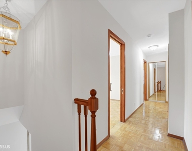 10 Mayflower Road - Photo Thumbnail 41
