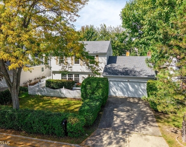 10 Mayflower Road - Photo Thumbnail 53