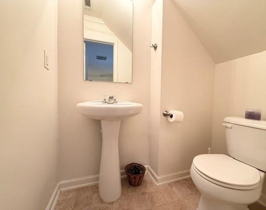 2735 Belleglade Pte - Photo Thumbnail 5