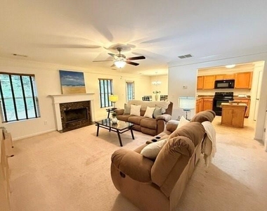 2735 Belleglade Pte - Photo Thumbnail 3