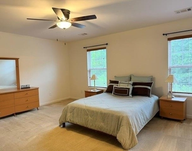 2735 Belleglade Pte - Photo Thumbnail 9