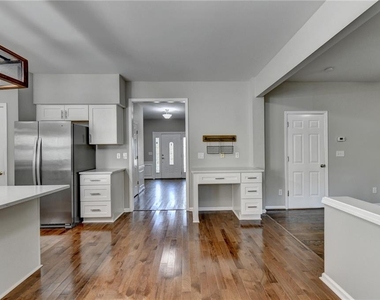 7470 Brookwood Way - Photo Thumbnail 22