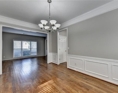 7470 Brookwood Way - Photo Thumbnail 10