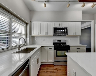 7470 Brookwood Way - Photo Thumbnail 18