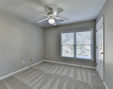 7470 Brookwood Way - Photo Thumbnail 47