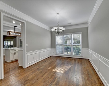 7470 Brookwood Way - Photo Thumbnail 9