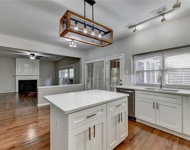 7470 Brookwood Way - Photo Thumbnail 20