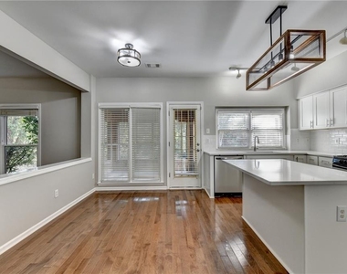 7470 Brookwood Way - Photo Thumbnail 15