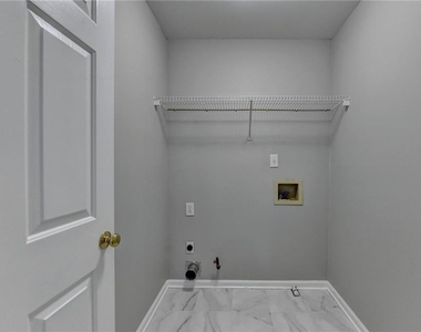 7470 Brookwood Way - Photo Thumbnail 54