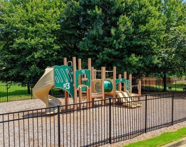 7470 Brookwood Way - Photo Thumbnail 60