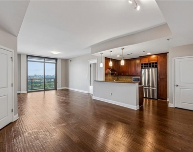 270 17th Street Nw - Photo Thumbnail 2