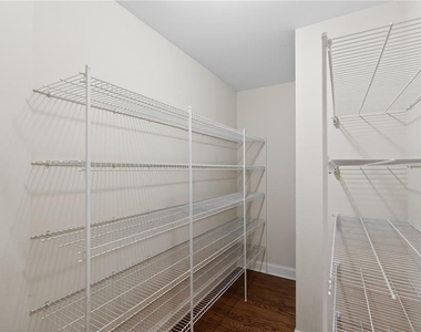 2979 Gateland Square - Photo Thumbnail 6