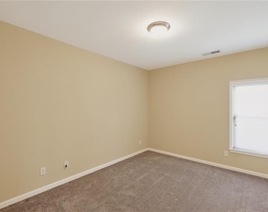 2979 Gateland Square - Photo Thumbnail 10