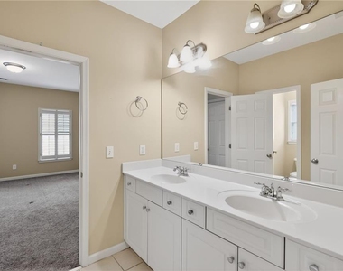 2979 Gateland Square - Photo Thumbnail 26