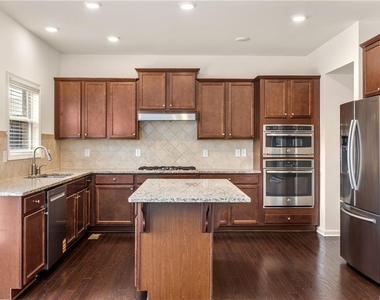 849 Ivy Vine Place - Photo Thumbnail 11