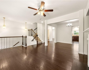849 Ivy Vine Place - Photo Thumbnail 6