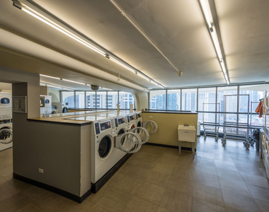 300 N State Street - Photo Thumbnail 11