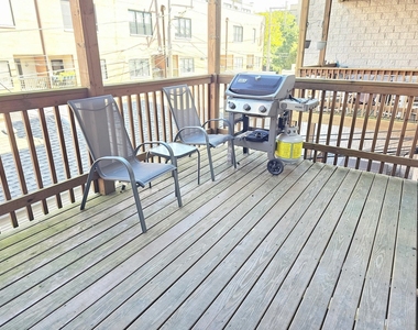 1310 W Fletcher Street - Photo Thumbnail 29