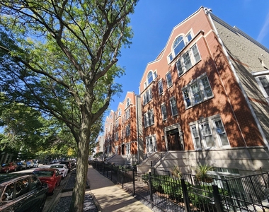 1310 W Fletcher Street - Photo Thumbnail 32