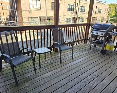 1310 W Fletcher Street - Photo Thumbnail 26