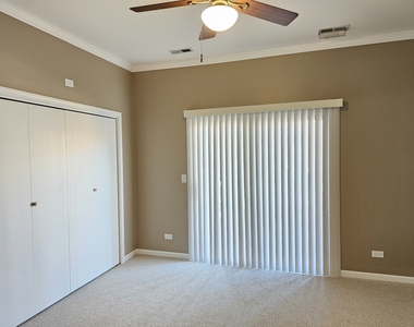 1310 W Fletcher Street - Photo Thumbnail 15