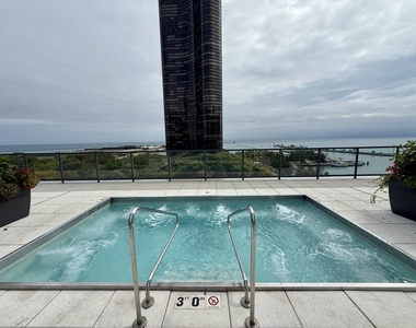 500 N Lake Shore Drive - Photo Thumbnail 13