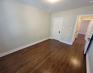 1624 Washington Street - Photo Thumbnail 12