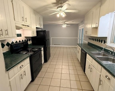 4217 Brownsville Road - Photo Thumbnail 4