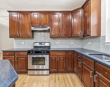 12716 S Meadow Lane - Photo Thumbnail 14