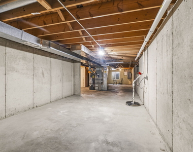 12716 S Meadow Lane - Photo Thumbnail 40