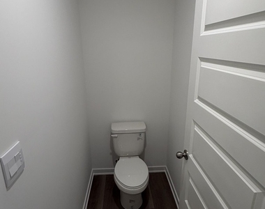 2413 Semillon Street - Photo Thumbnail 3