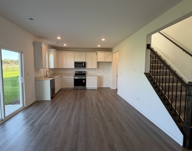 2413 Semillon Street - Photo Thumbnail 1