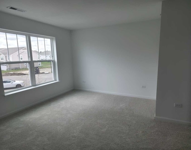 221 Cooney Way - Photo Thumbnail 8