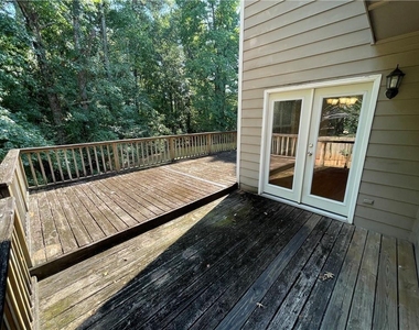 4401 Dickens Court Nw - Photo Thumbnail 13