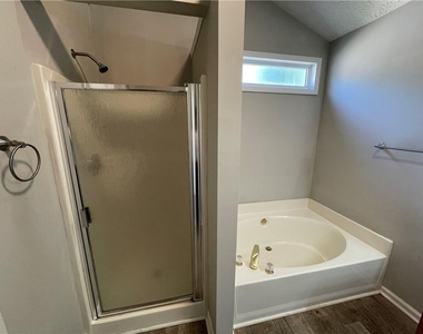 4401 Dickens Court Nw - Photo Thumbnail 30
