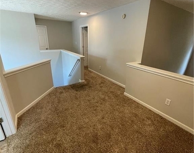 4401 Dickens Court Nw - Photo Thumbnail 25