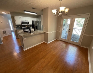 4401 Dickens Court Nw - Photo Thumbnail 11