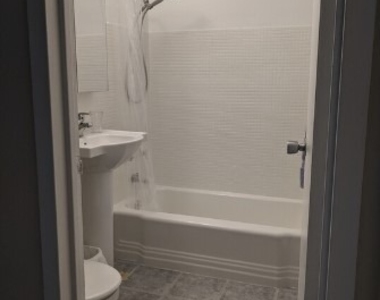 7337 S South Shore Drive - Photo Thumbnail 16