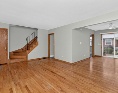 517 Barnsdale Road - Photo Thumbnail 4