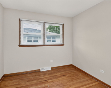 517 Barnsdale Road - Photo Thumbnail 12