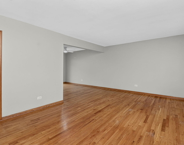 517 Barnsdale Road - Photo Thumbnail 3