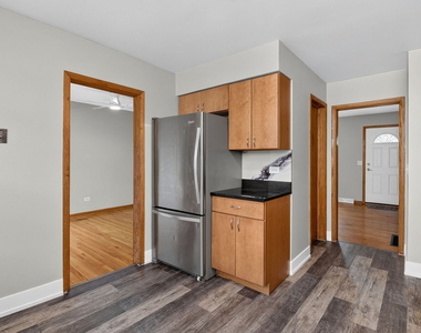 517 Barnsdale Road - Photo Thumbnail 7