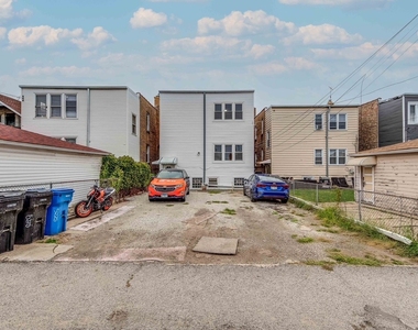 5225 W Melrose Street - Photo Thumbnail 22