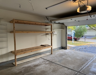 1109 Blackburn Drive - Photo Thumbnail 4
