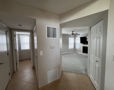 1109 Blackburn Drive - Photo Thumbnail 6