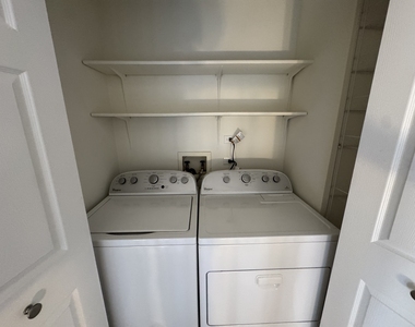 1109 Blackburn Drive - Photo Thumbnail 23