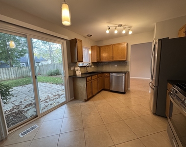 1109 Blackburn Drive - Photo Thumbnail 16