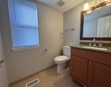 1109 Blackburn Drive - Photo Thumbnail 5
