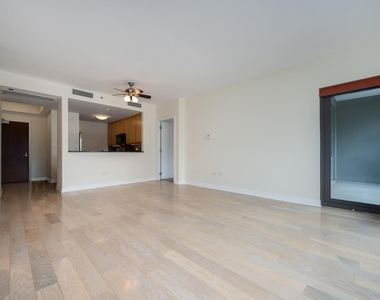 130 N Garland Court - Photo Thumbnail 6